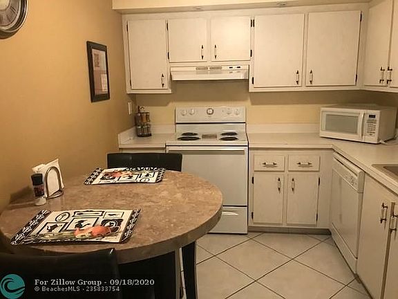 4th image of 525 N Ocean Blvd APT 1718