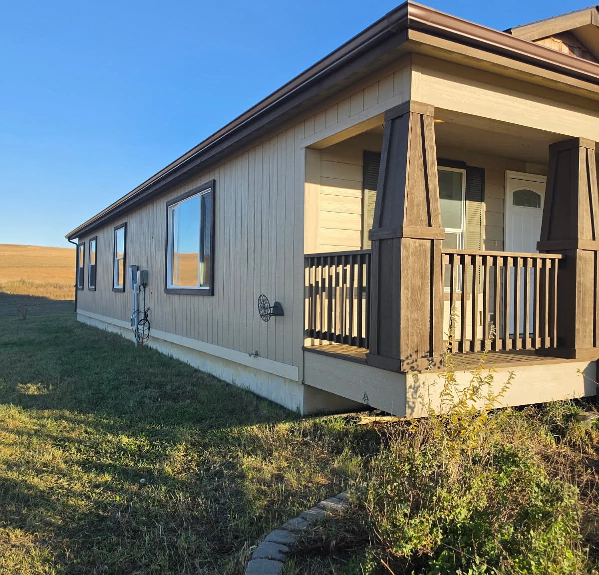 3 bed, 1750 sqft, $2,690 — Photo 2