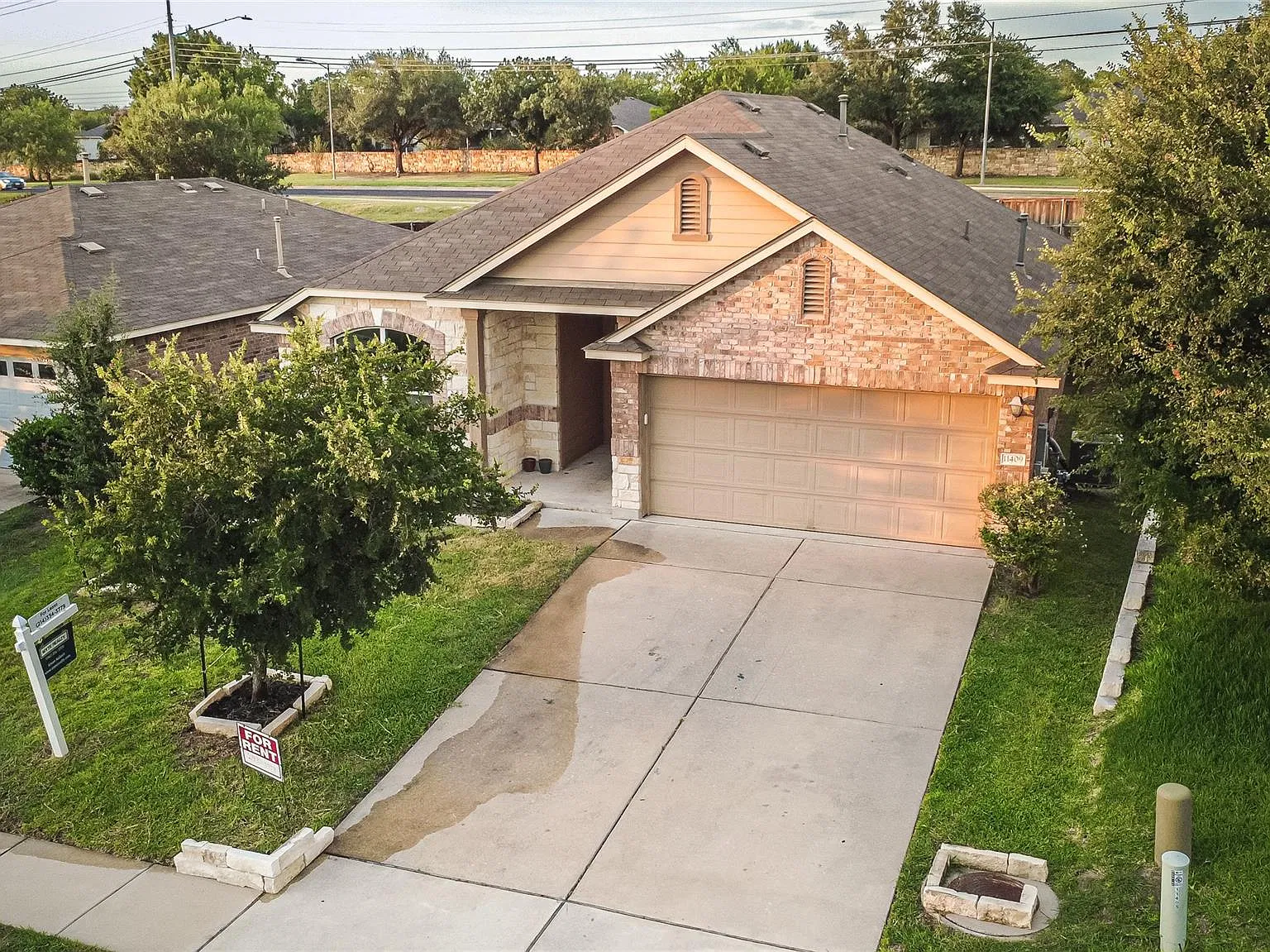 3 bed, 2.0 bath, 1685 sqft, $1,950 — Photo 4