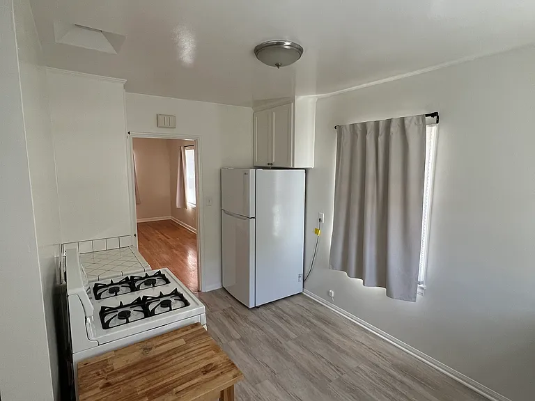 4015 Jackson Ave — Photo 4