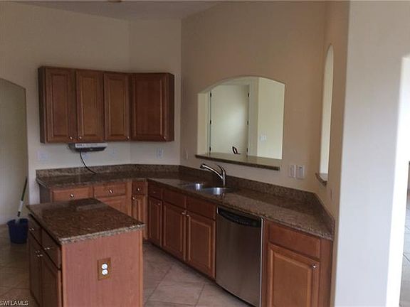 4th image of 1260 Carpazi Ct #404