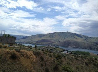 202 Pinnacle Pl, Chelan, WA 98816