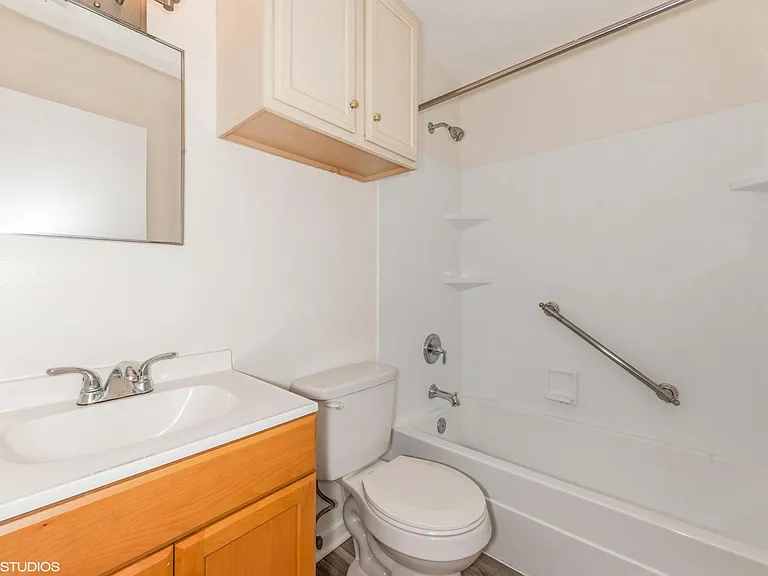19 Mooring Ct — Photo 9