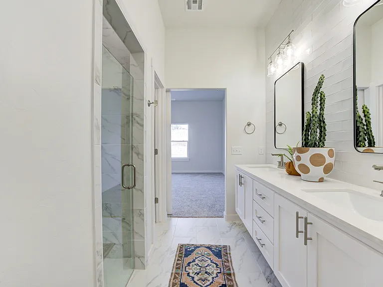 7901 Behr Dr — Photo 36