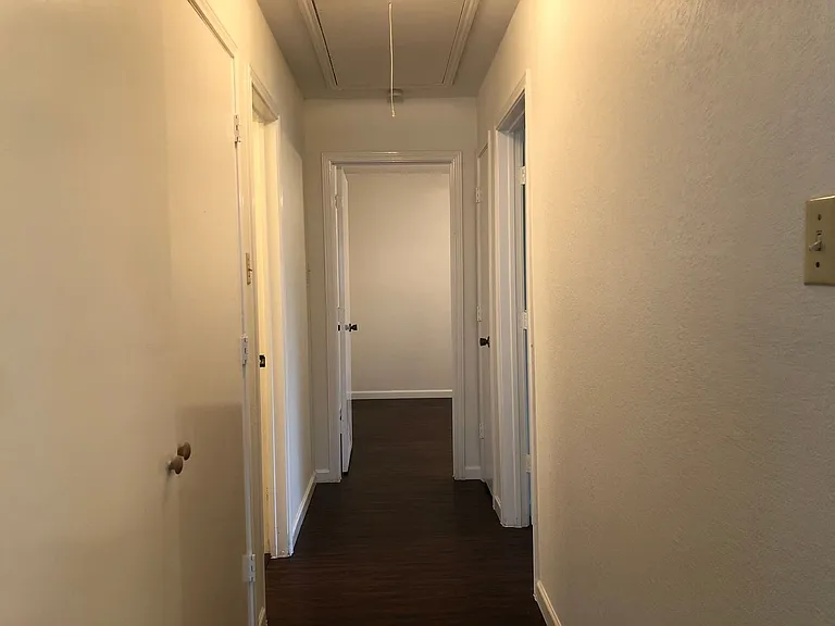 208 E Denton Dr — Photo 22