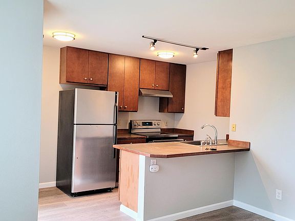 2nd image of 1442 NW 63rd St APT 203