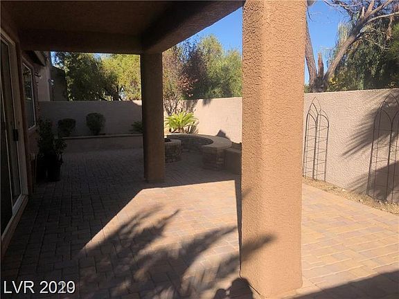 4th image of 1028 Barberton Ct