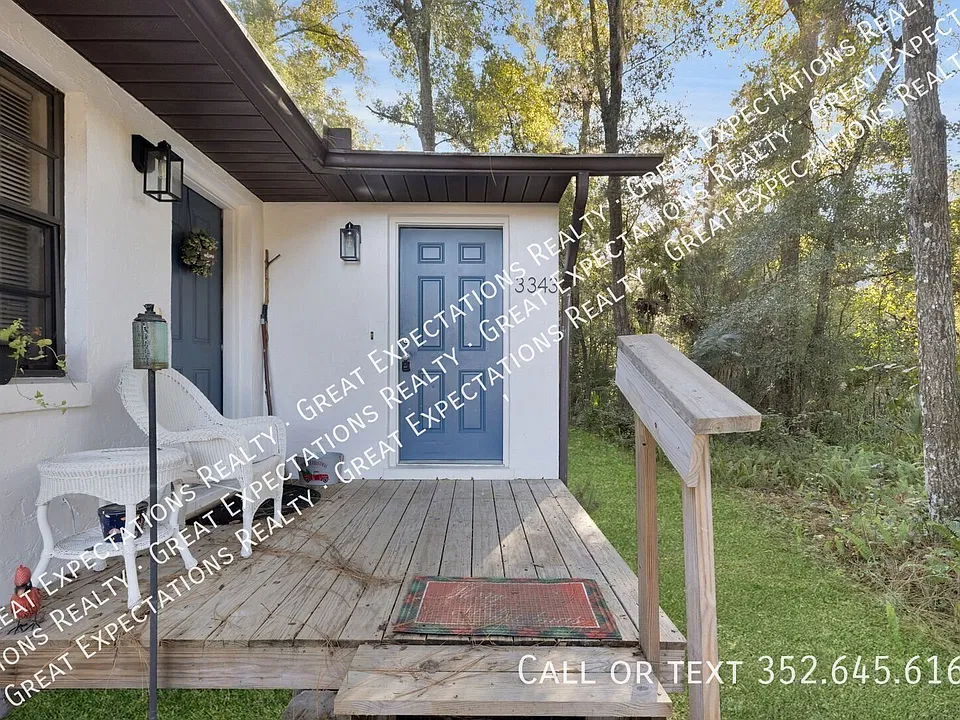 3343 NE 56th Ave