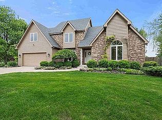 11011 Hopkinton Ct, Fort Wayne, IN 46814