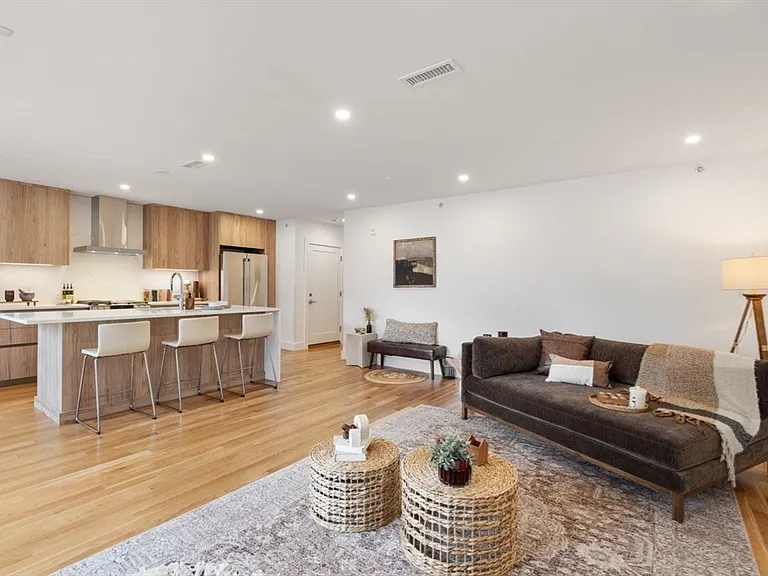 6 Gen Devine Way #1 — Photo 10