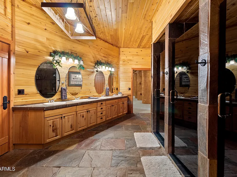 1613 Black Canyon Rd — Photo 48