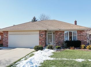 2926 Becket Ave, Westchester, IL 60154