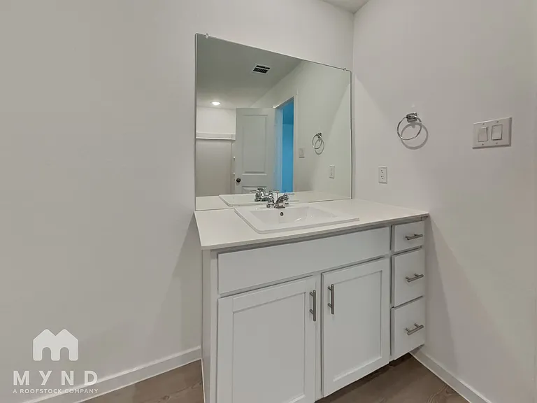 7109 Aqua Marine — Photo 12