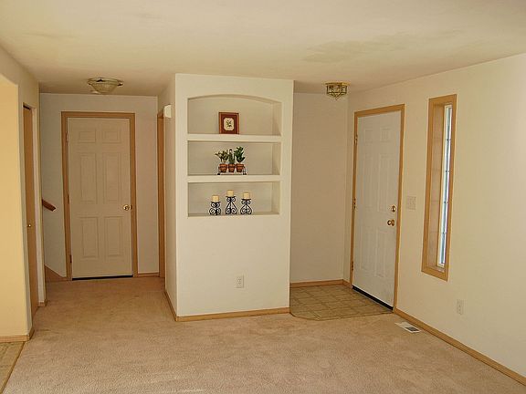 3rd image of 1284 Arrezo Dr