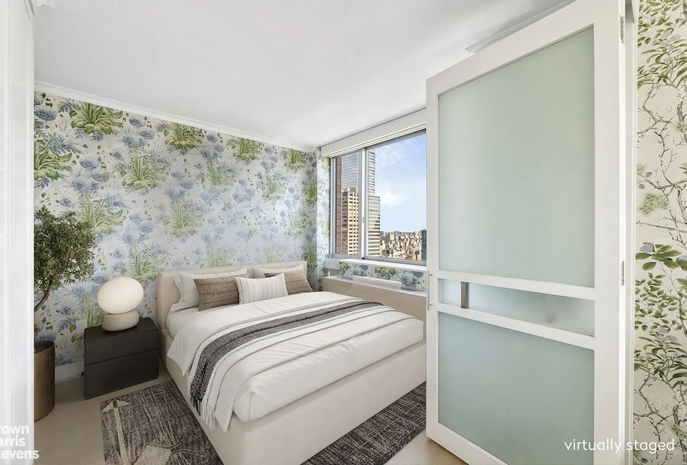 235 East 55th Street — Photo 3