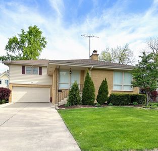 209 E Union Ave, Wheaton, IL, 60187