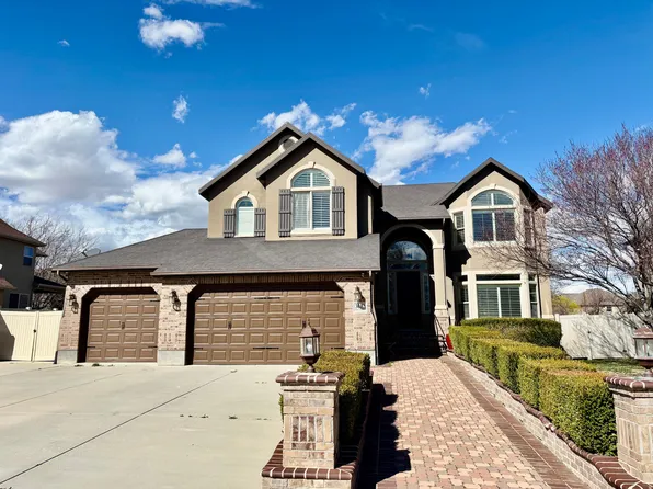 3042 W Chalk Creek Way, South Jordan, UT 84095