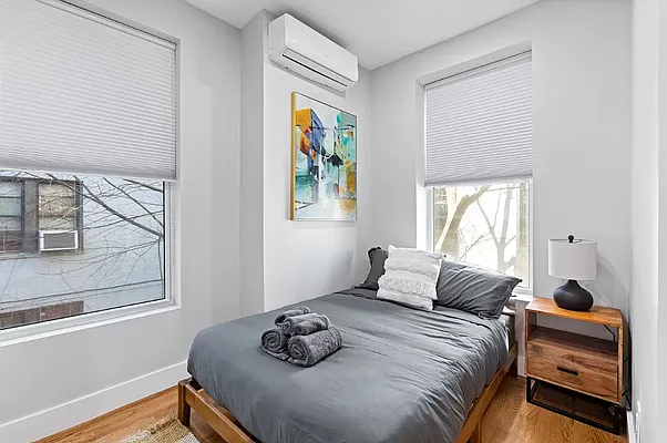 Rented by Voro New York | media 42