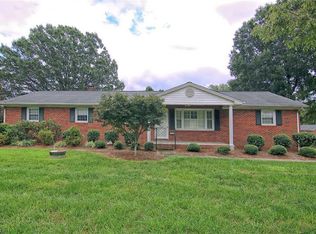 1241 Union Cross Rd, Kernersville, NC 27284