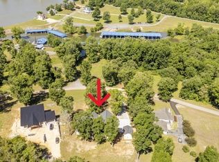 621 Bradley Ln, Bath Springs, TN 38311