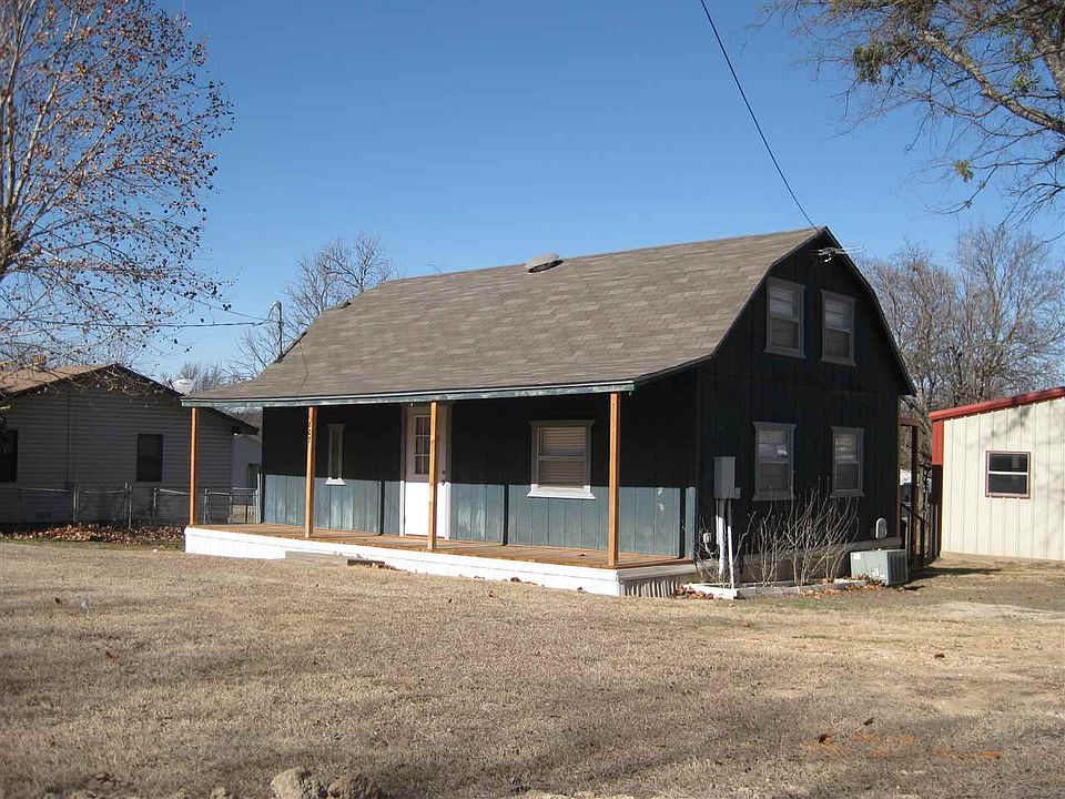 1st image of 807 E Avenue E