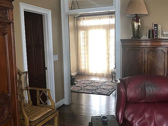 view family to foyer