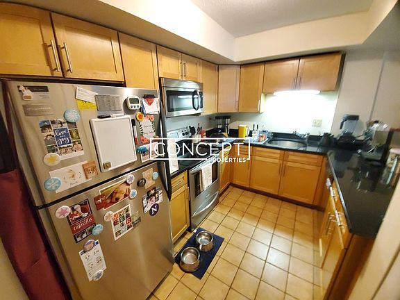 4th image of 340 Franklin St #104
