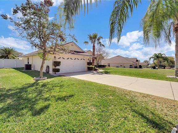 2nd image of 13148 Lakewind Dr