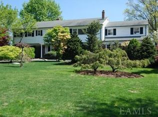 1170 Greacen Point Rd, Mamaroneck, NY 10543