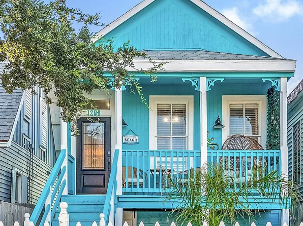 1208 Avenue K, Galveston, TX 77550