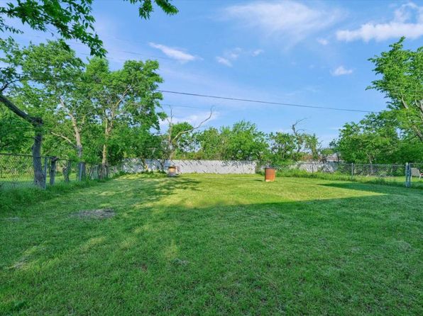 31 Macarthur Dr APT A, Denison, TX 75020