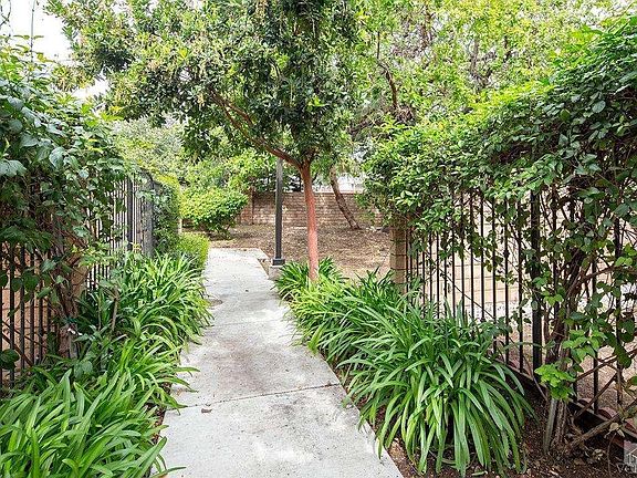 2nd image of 2375 Chiquita Ln