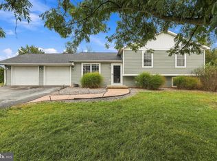 110 Left St, Falling Waters, WV 25419
