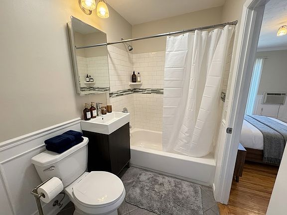 4th image of 116 Spring St APT B7
