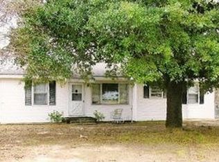 120 Orchard Rd, Hawkinsville, GA 31036