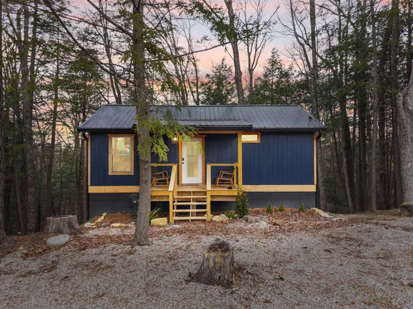 110 Deepwoods Dr, Rogers, KY 41365