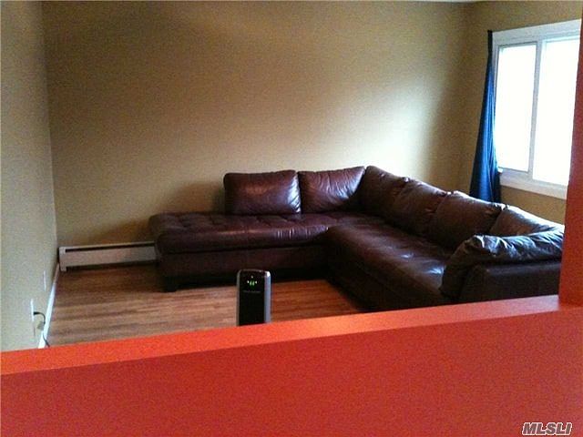 2nd image of 33 Madison Ave