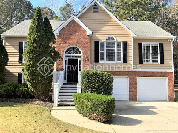925 Evian Dr NW, Kennesaw, GA 30152