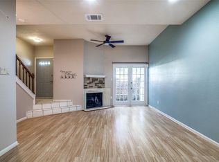 800 Country Place Dr, Houston, TX 77079