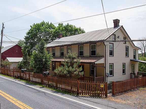 Street view of farmhouse