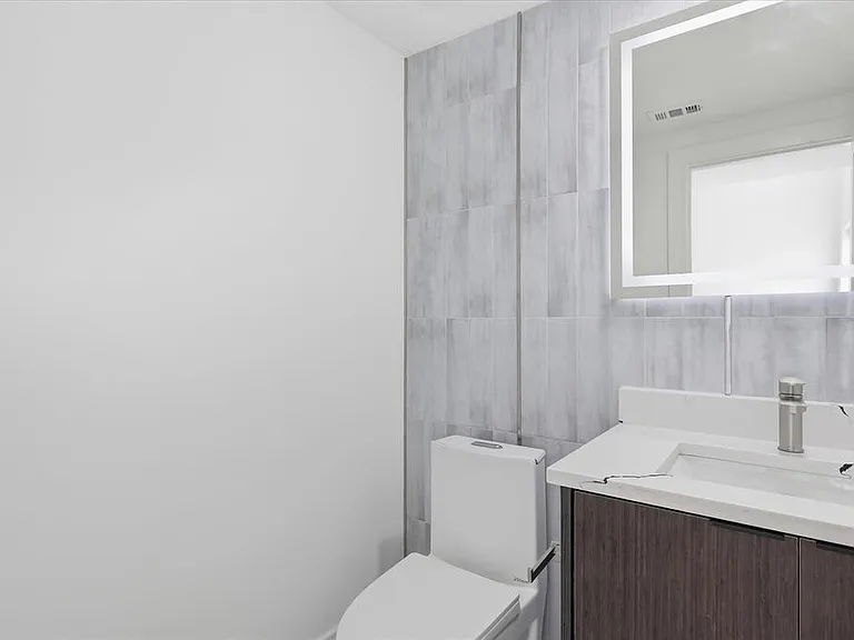 2015 California Dr #103 — Photo 10