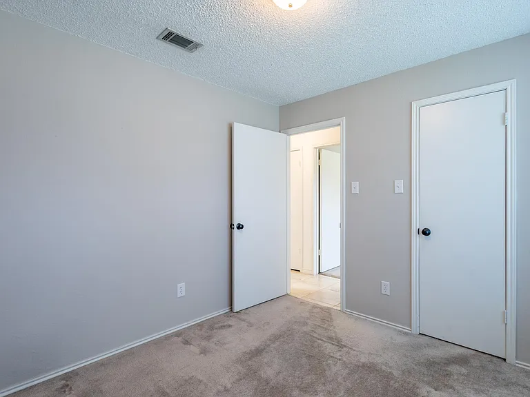 1526 Haven Pl — Photo 24