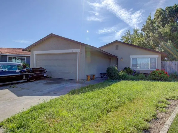 71 Vista Ln, Hollister, CA 95023