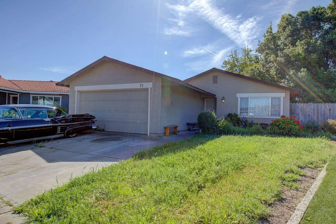 71 Vista Ln photo 1