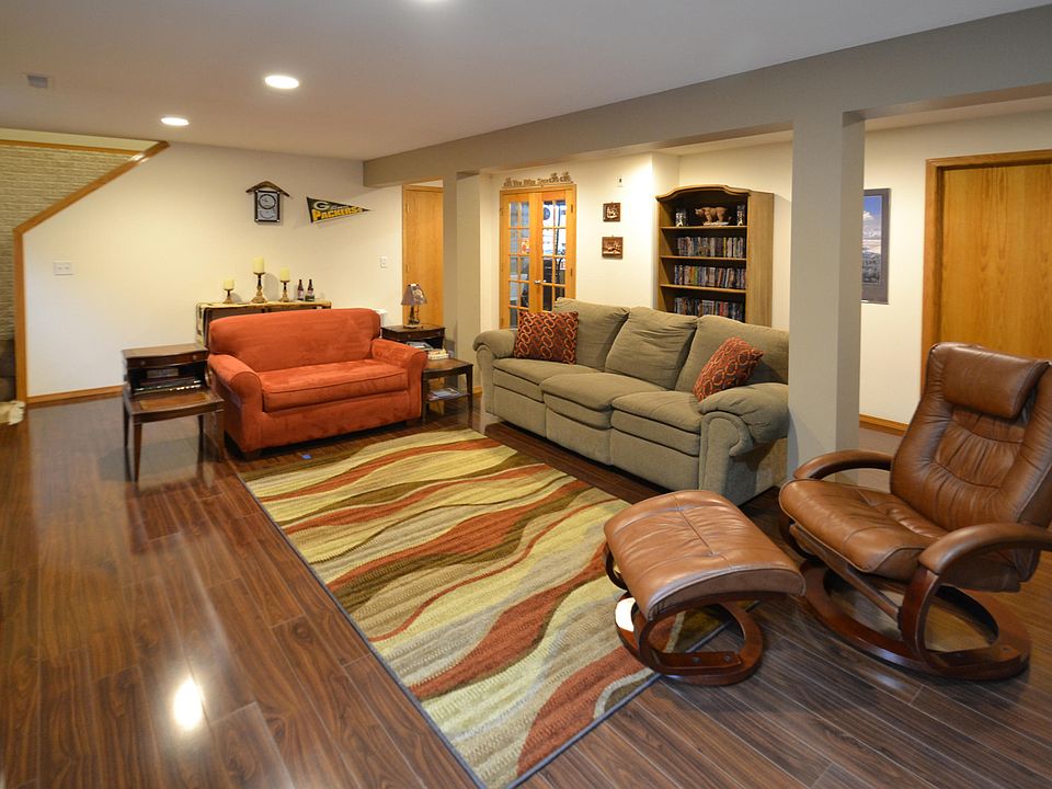 1st image of 12103 Jefferson Ter Unit 13