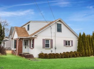 24 Morris Ave, Montville, NJ 07045
