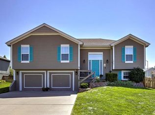 10701 N Holmes St, Kansas City, MO 64155