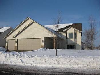 4th image of 732 Greten Ln