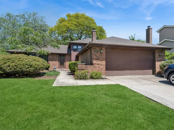2214 Hamilton Ln, Darien, IL 60561