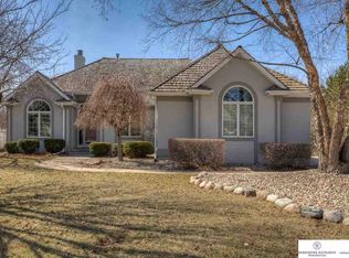 15819 Burdette St, Omaha, NE 68116
